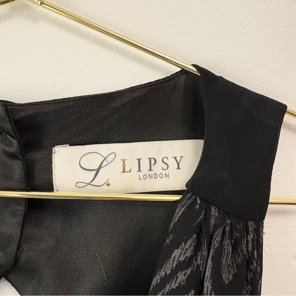 Lipsy Black sleeveless dress with zipper in the front, hooks, buttons, size 6 - Picture 4 of 10